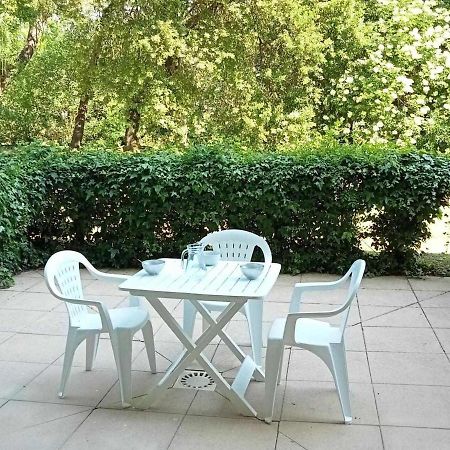 Charmant Studio Avec Terrasse Et Parking, Proche Plage Et Port - Fr-1-551-25 لا روشيل المظهر الخارجي الصورة